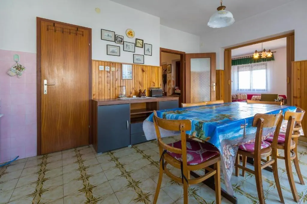 Apartment In Dramalj 41518