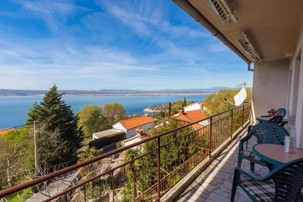 Apartment In Dramalj 41518